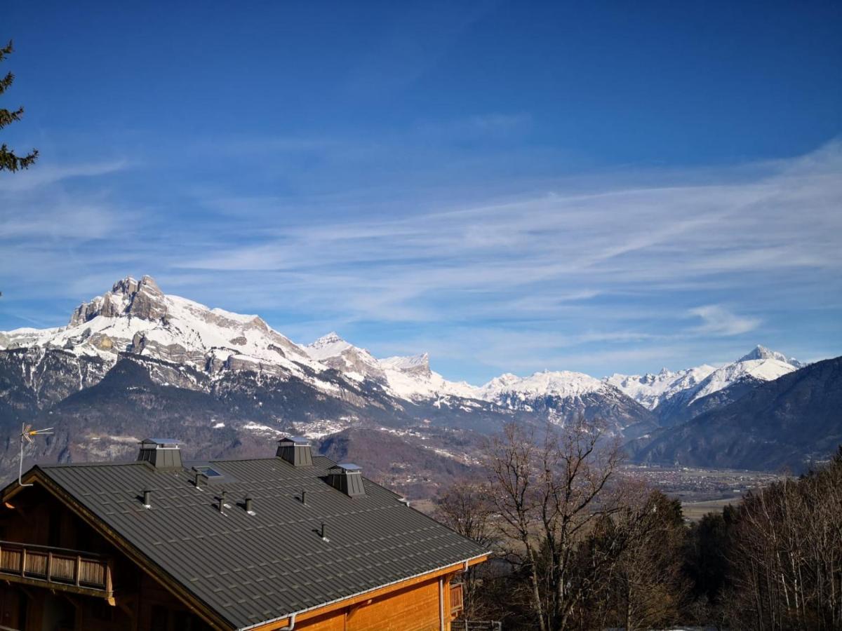 Апартаменты Les Chalets Pre D'Annie Комблу Экстерьер фото